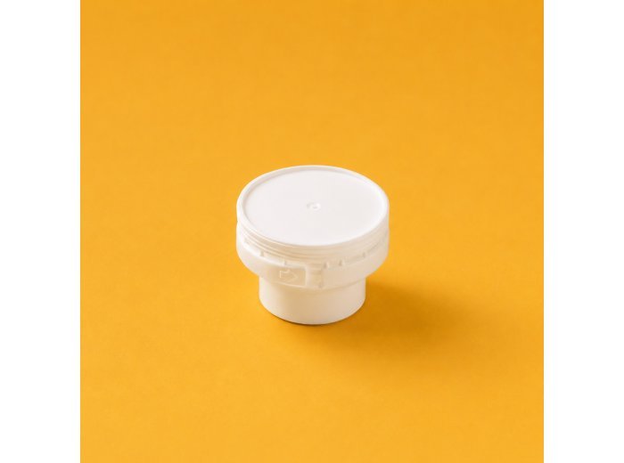 Snap-on cap for white rigid tube 46 ml